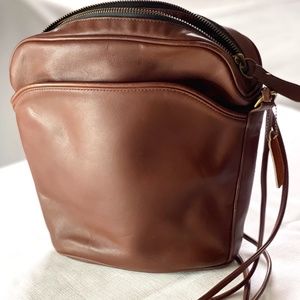Classic Leather Coach Bag (large)